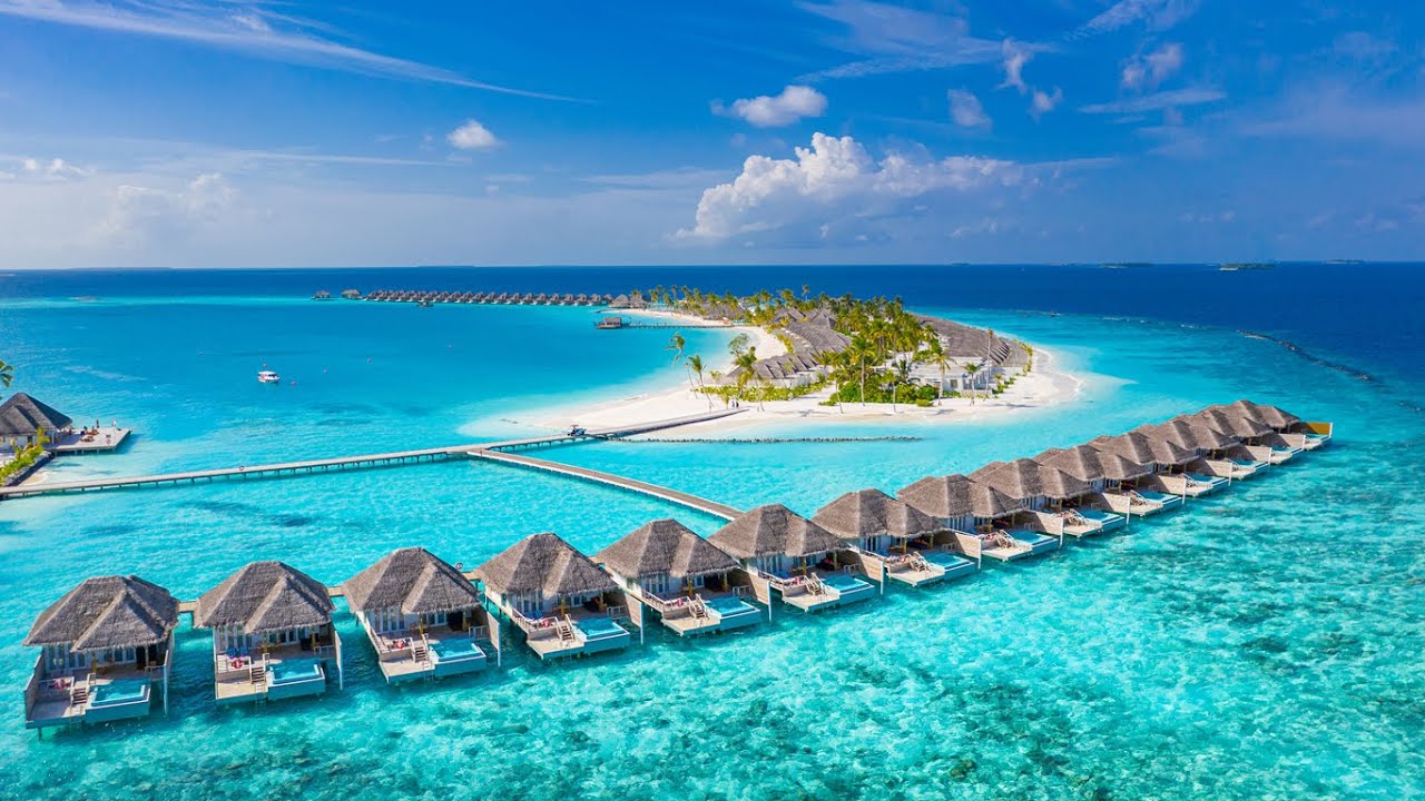 Premium Maldives Escape